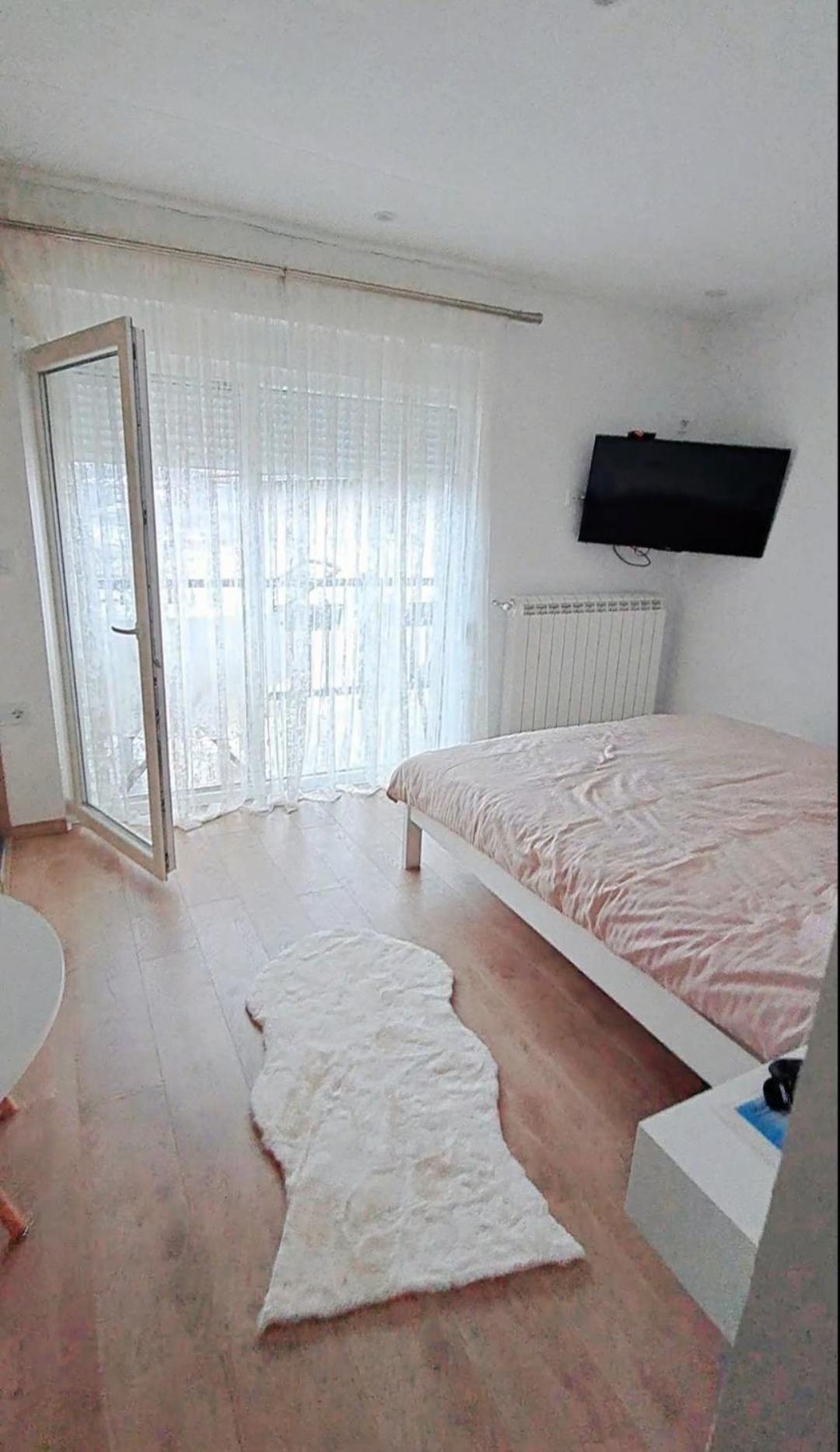 Rooms Lida & Friendly Home Плав Экстерьер фото
