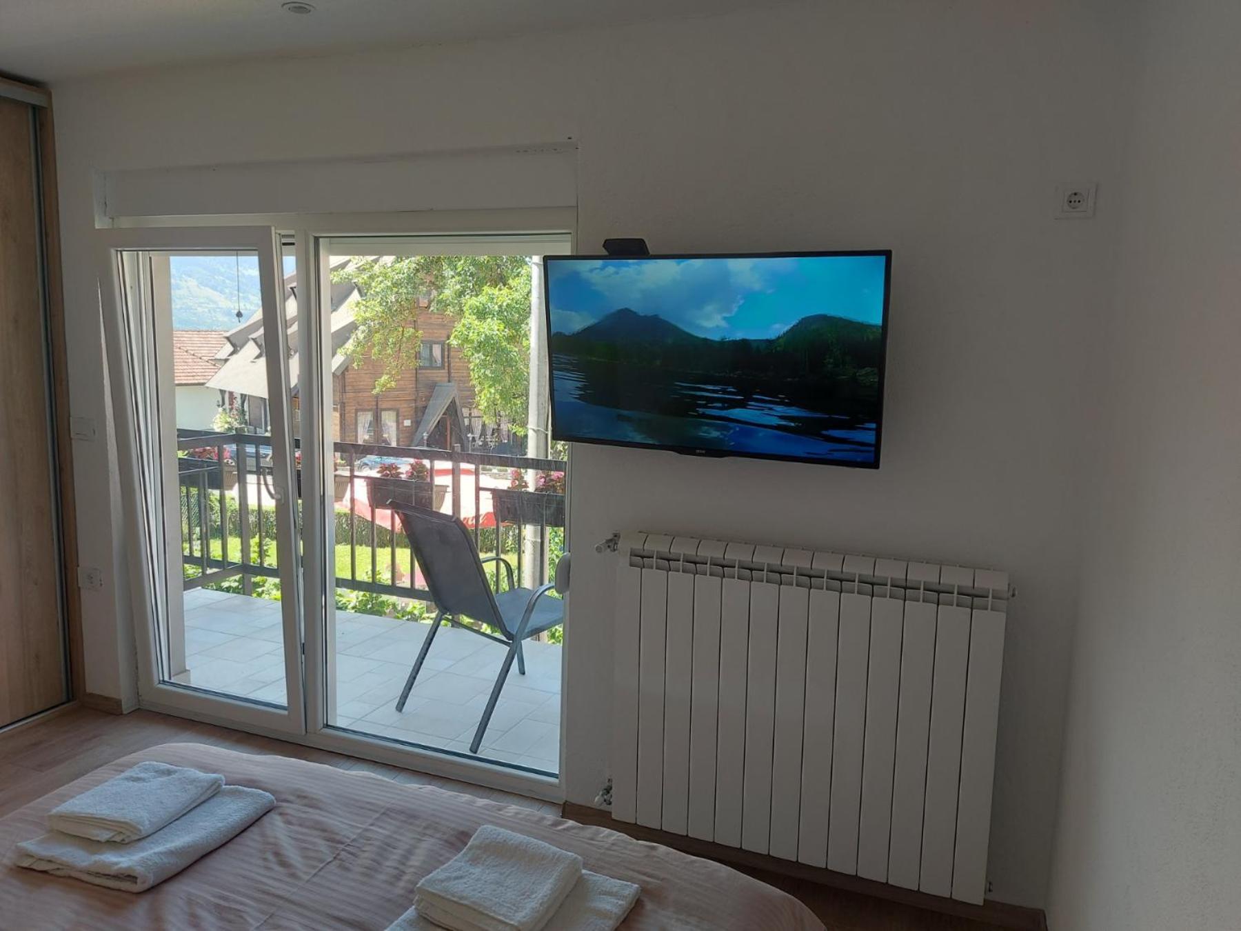 Rooms Lida & Friendly Home Плав Экстерьер фото