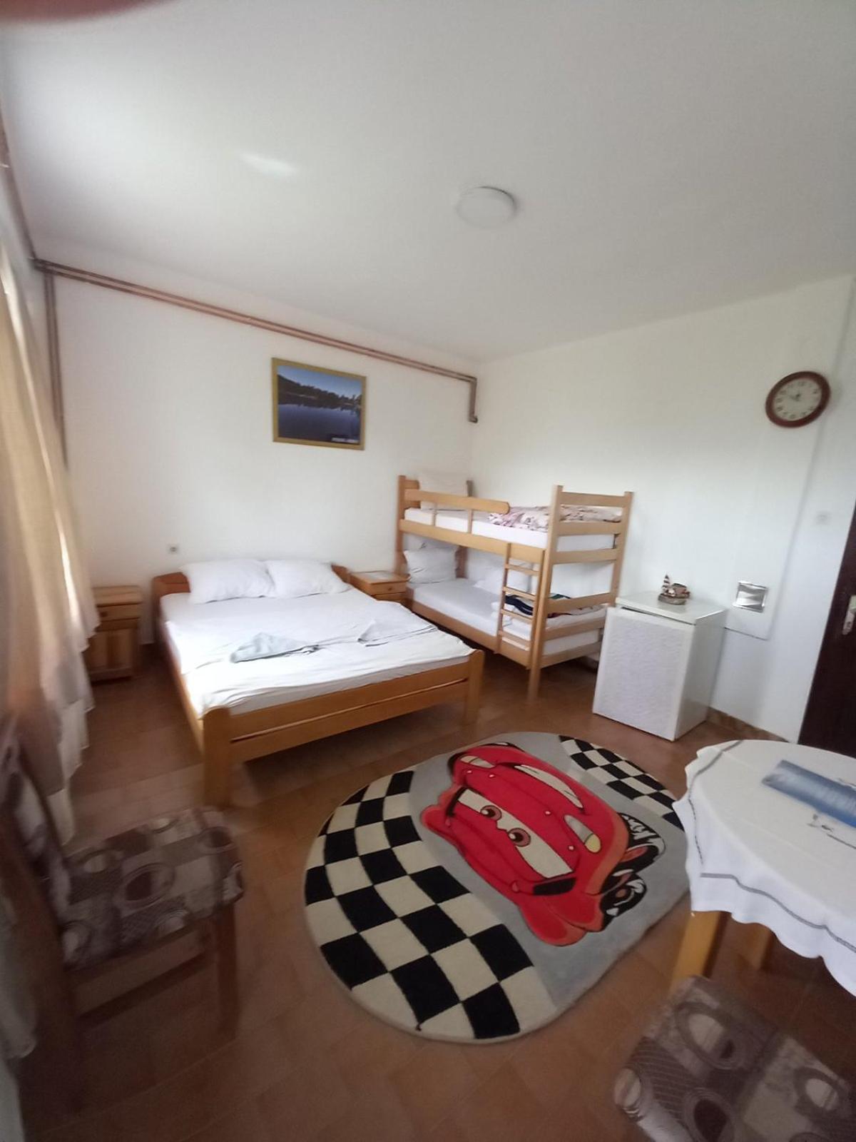 Rooms Lida & Friendly Home Плав Экстерьер фото