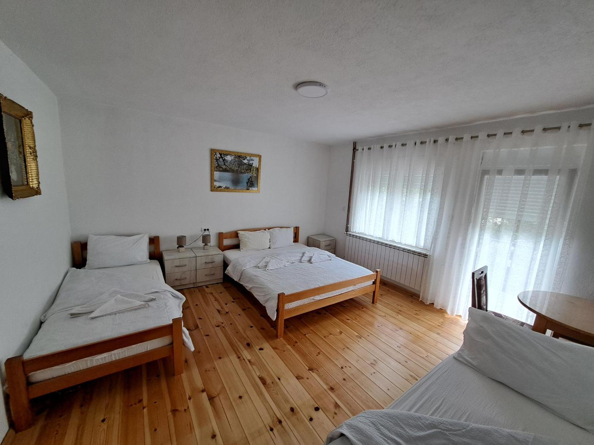 Rooms Lida & Friendly Home Плав Экстерьер фото